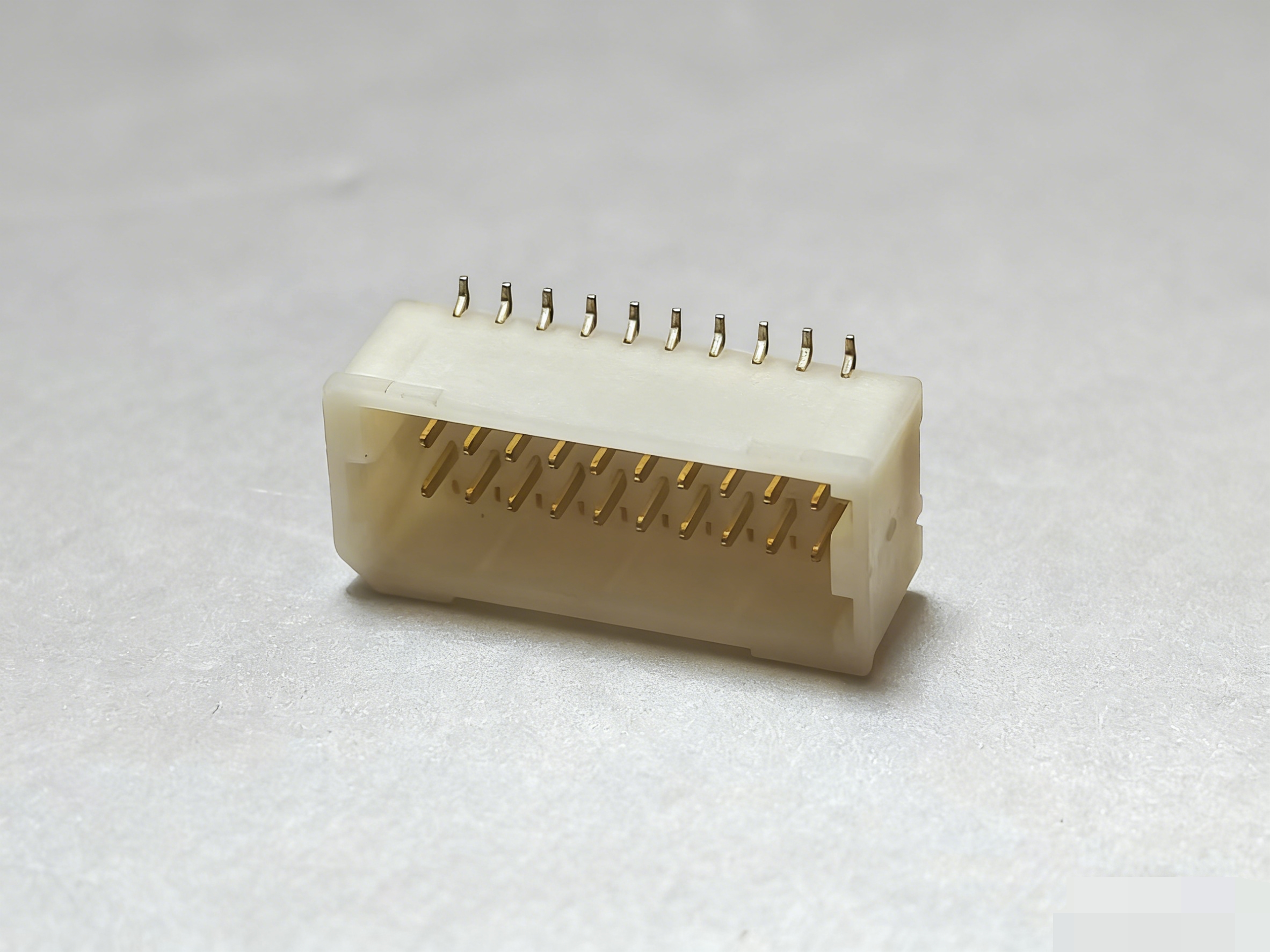 1.0MM PITCH 180°SMT TYPE, DOUBLE ROW